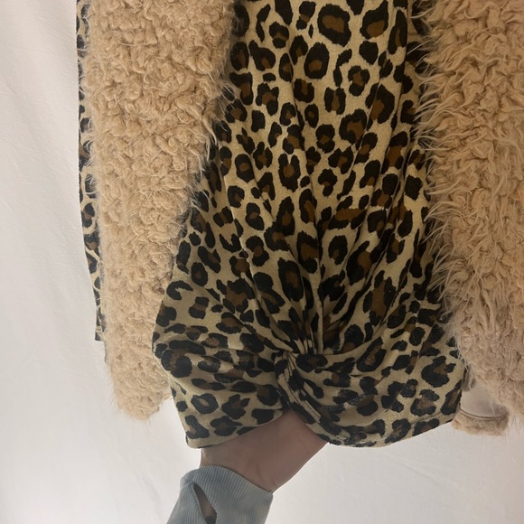 Self Esteem Women’s Cheetah Print Long Sleeve with Vest - Picture 5 of 5